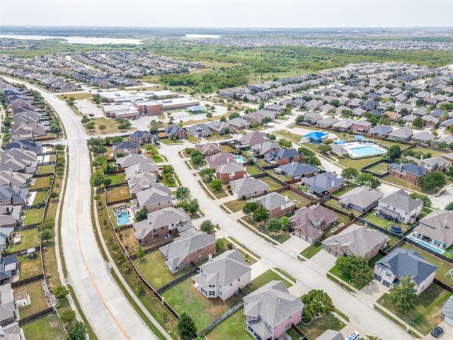 2628 Tradewinds Drive, Little Elm, TX 75068