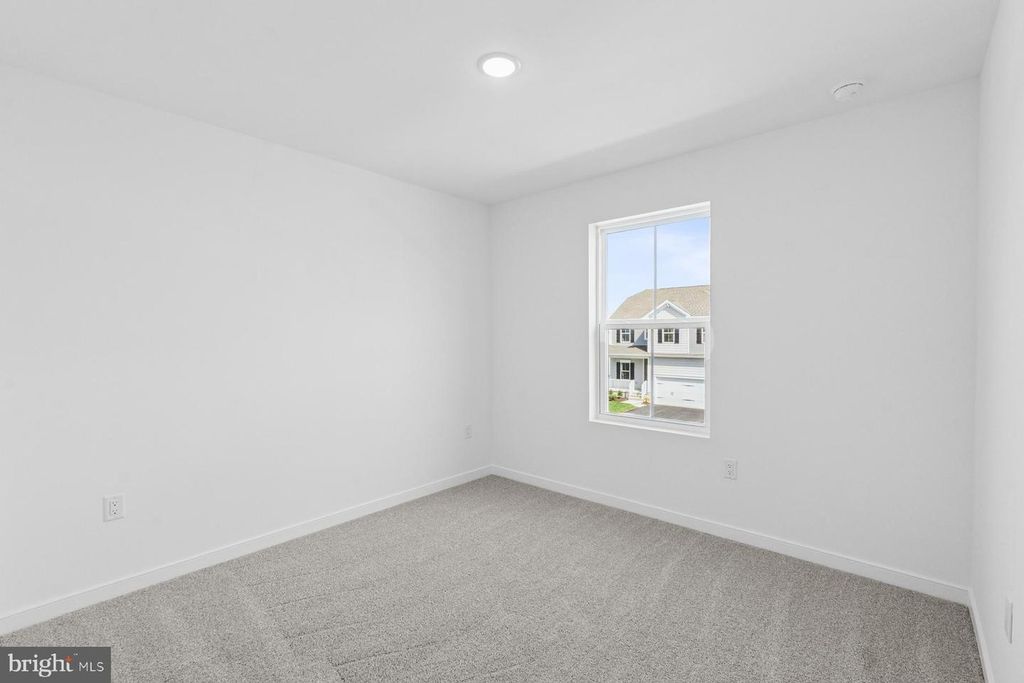 Image 20 of property listing at 15 BUTTERNUT DR #8, Berlin, NJ 08009
