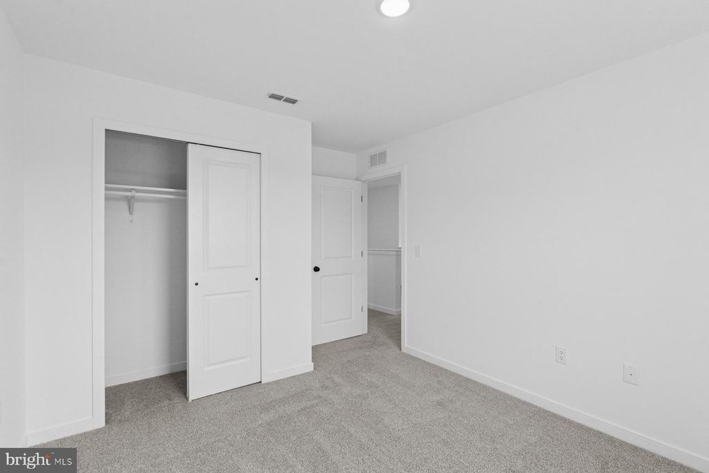 Image 21 of property listing at 15 BUTTERNUT DR #8, Berlin, NJ 08009