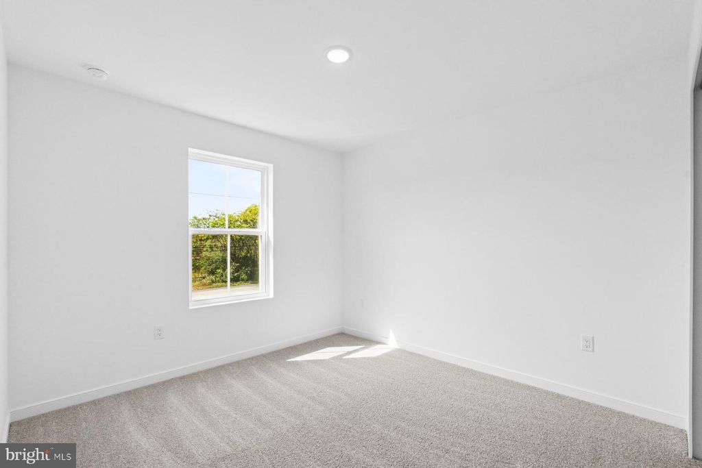 Image 23 of property listing at 15 BUTTERNUT DR #8, Berlin, NJ 08009