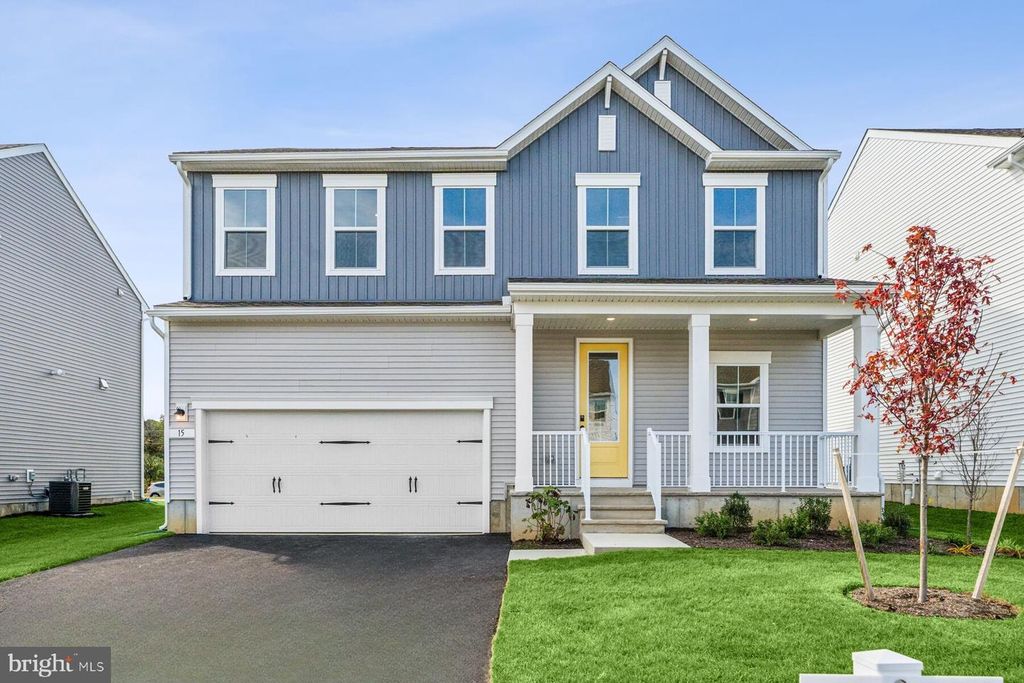 Image 28 of property listing at 15 BUTTERNUT DR #8, Berlin, NJ 08009