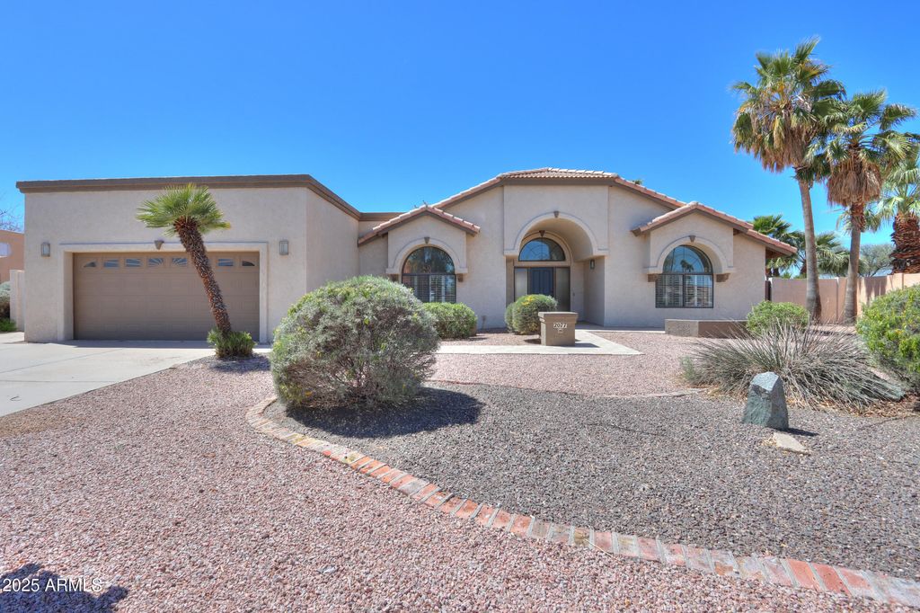 2077 N LAKE SHORE Drive, Casa Grande, AZ 85122 — photo 4