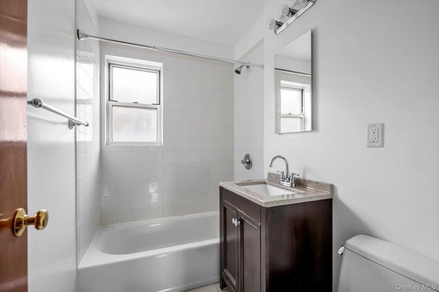 110-15 65 Avenue 59B, Forest Hills, NY 11375