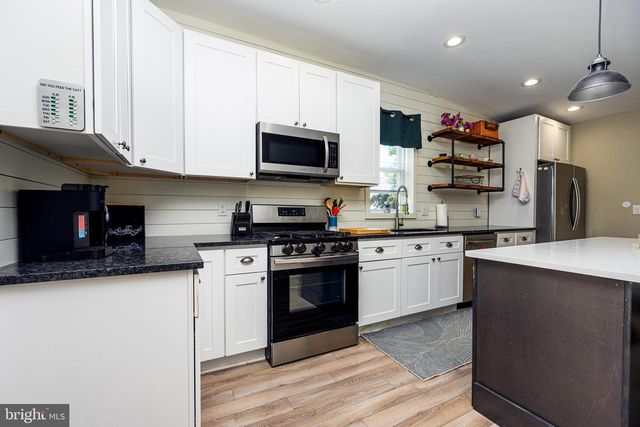 308 PROSPECT AVE, Bridgeport, PA 19405