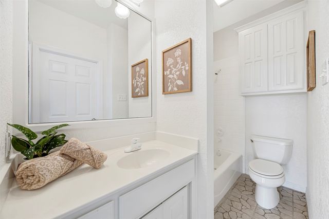 136 Club House Drive, Weatherford, TX 76087