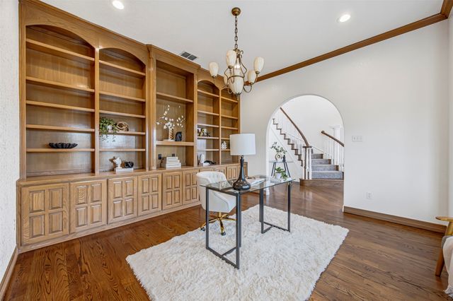 136 Club House Drive, Weatherford, TX 76087