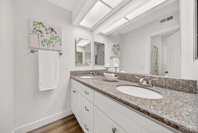 3404 Cameo Drive 2, Oceanside, CA 92056