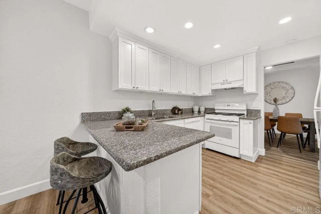 3404 Cameo Drive 2, Oceanside, CA 92056