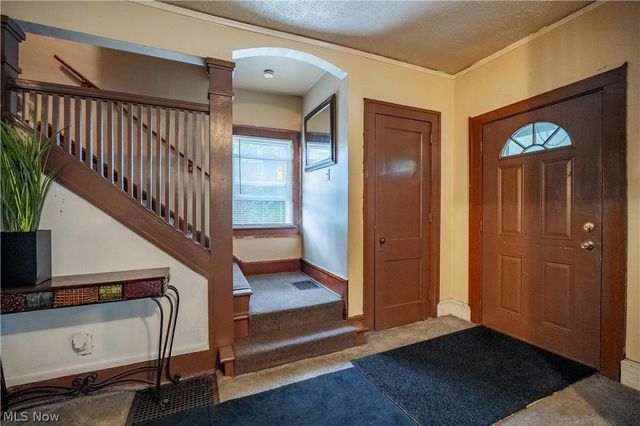531 Fernwood Drive, Akron, OH 44320