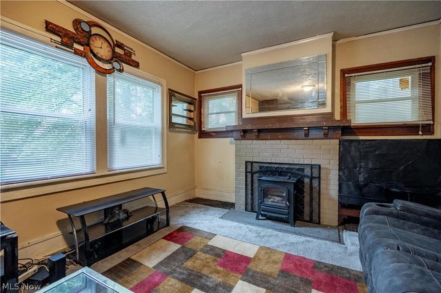 531 Fernwood Drive, Akron, OH 44320