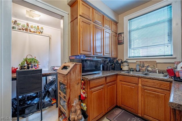 531 Fernwood Drive, Akron, OH 44320