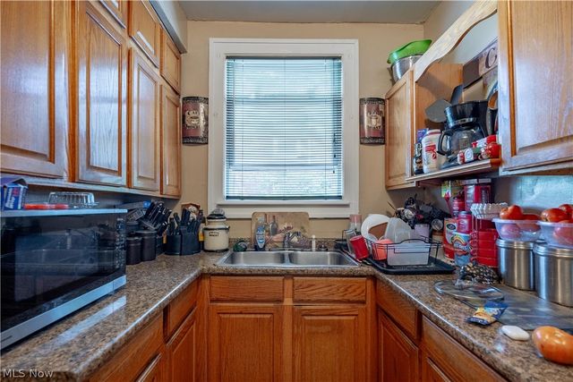 531 Fernwood Drive, Akron, OH 44320
