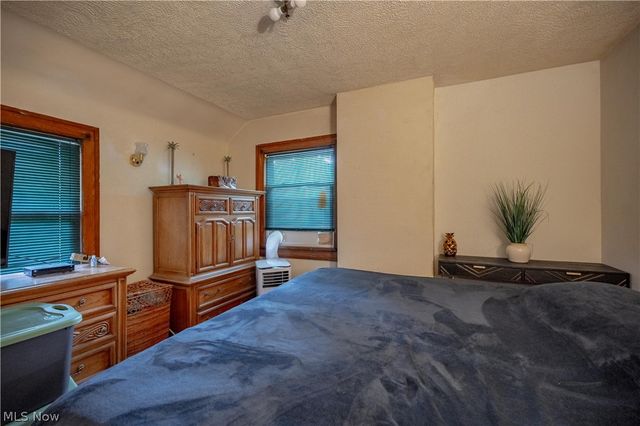 531 Fernwood Drive, Akron, OH 44320