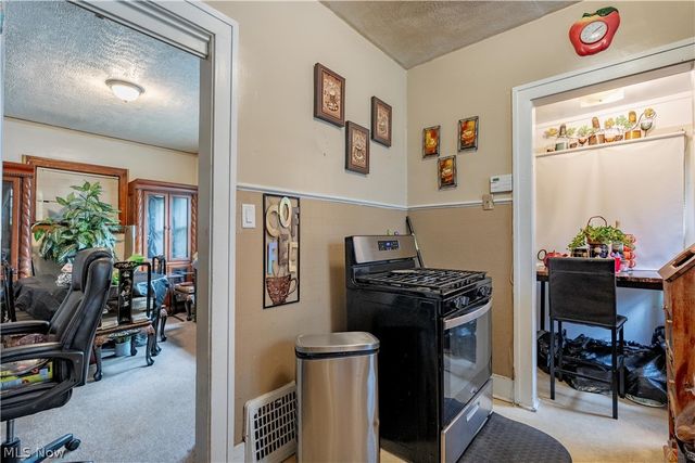 531 Fernwood Drive, Akron, OH 44320
