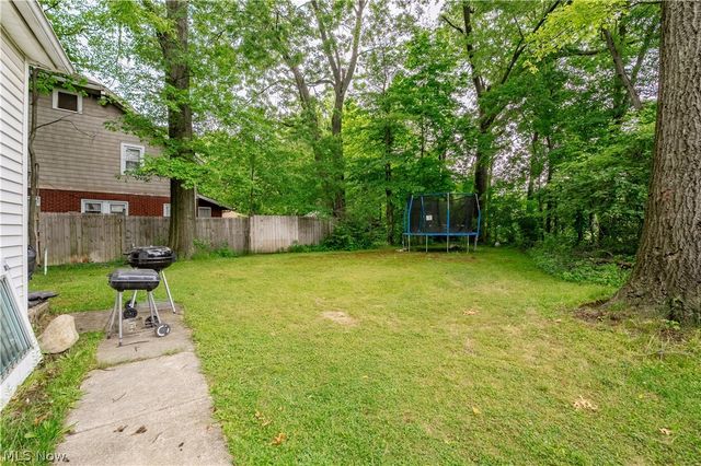 531 Fernwood Drive, Akron, OH 44320