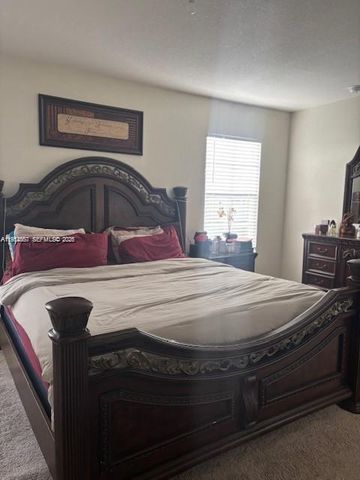 439 NE 6th Pl, Florida City, FL 33034