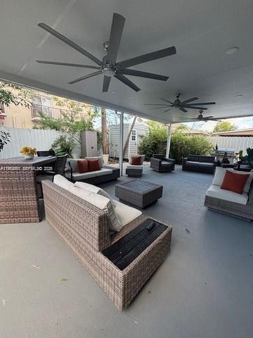 439 NE 6th Pl, Florida City, FL 33034