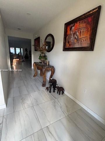 439 NE 6th Pl, Florida City, FL 33034