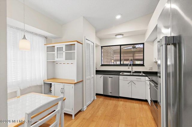 11319 APOLINE Court, Jacksonville, FL 32223