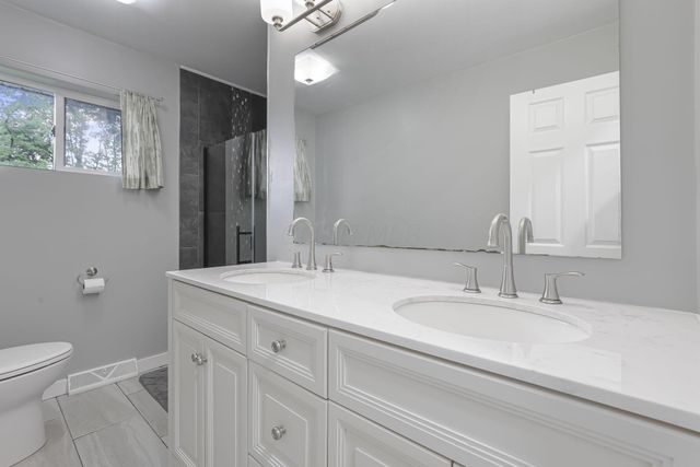 43 Sycamore Creek Road SW, Etna, OH 43062