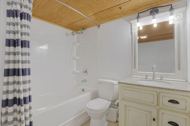 43 Sycamore Creek Road SW, Etna, OH 43062