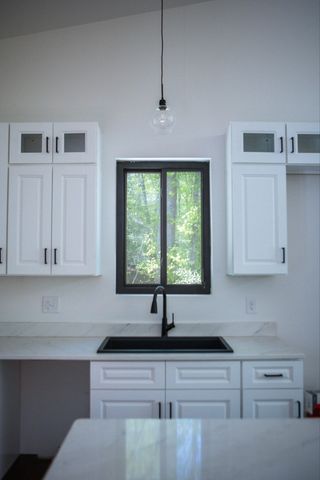 80 Lakeshore Terrace RD, Hardy, VA 24101