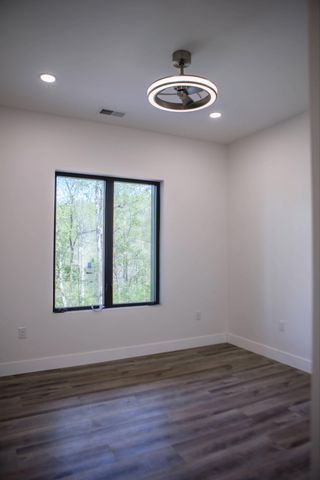 80 Lakeshore Terrace RD, Hardy, VA 24101
