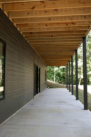 80 Lakeshore Terrace RD, Hardy, VA 24101