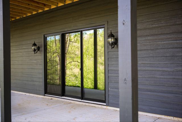 80 Lakeshore Terrace RD, Hardy, VA 24101