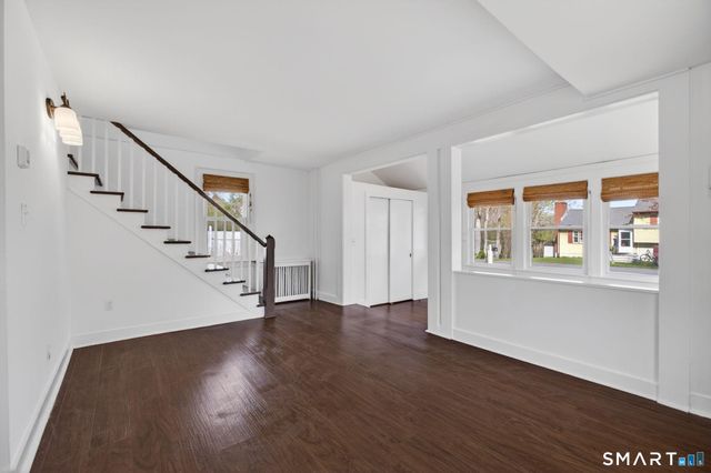 61 Ingham Hill Road, Old Saybrook, CT 06475