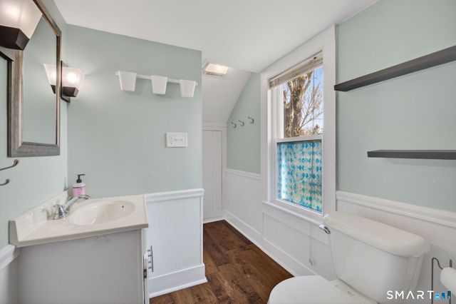 61 Ingham Hill Road, Old Saybrook, CT 06475