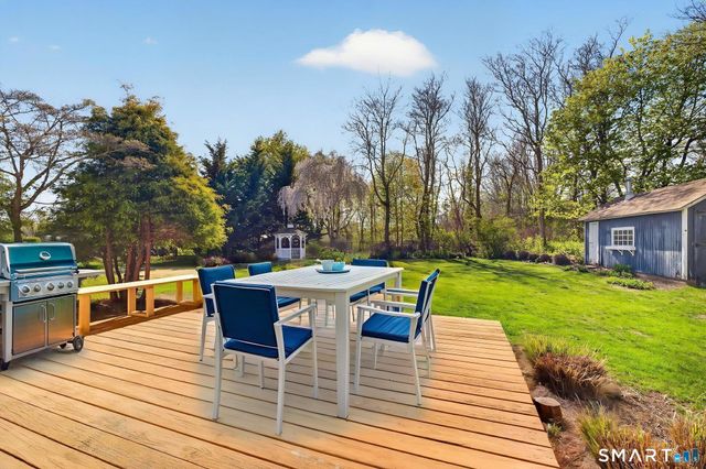 61 Ingham Hill Road, Old Saybrook, CT 06475