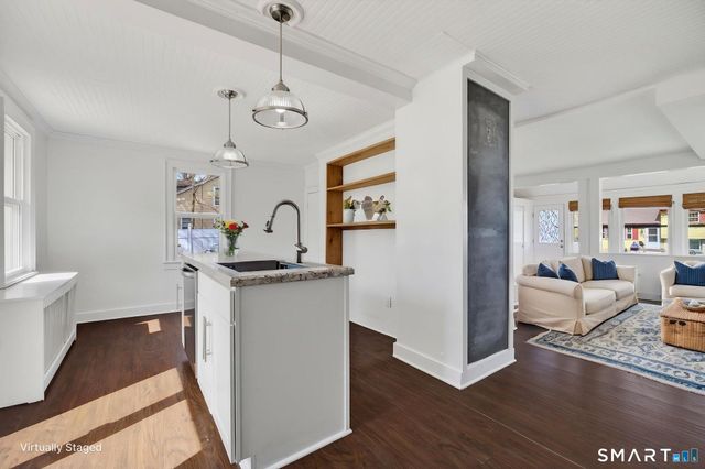 61 Ingham Hill Road, Old Saybrook, CT 06475