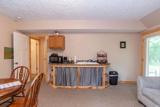 1275 N Sewell Road, Bloomington, IN 47408