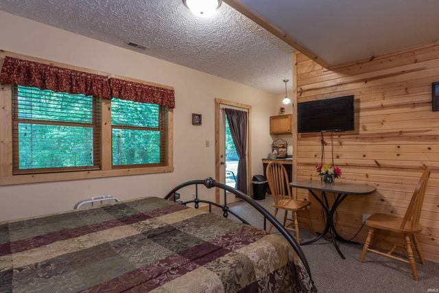 1275 N Sewell Road, Bloomington, IN 47408