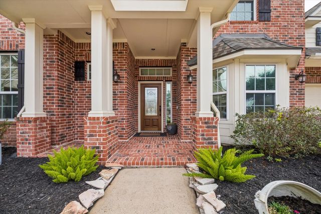 5604 Kingsfield Court, League City, TX 77573