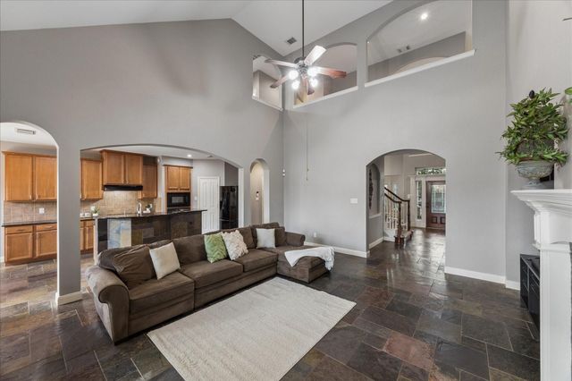 5604 Kingsfield Court, League City, TX 77573