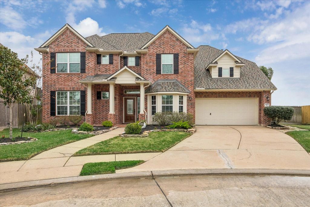 5604 Kingsfield Court, League City, TX 77573