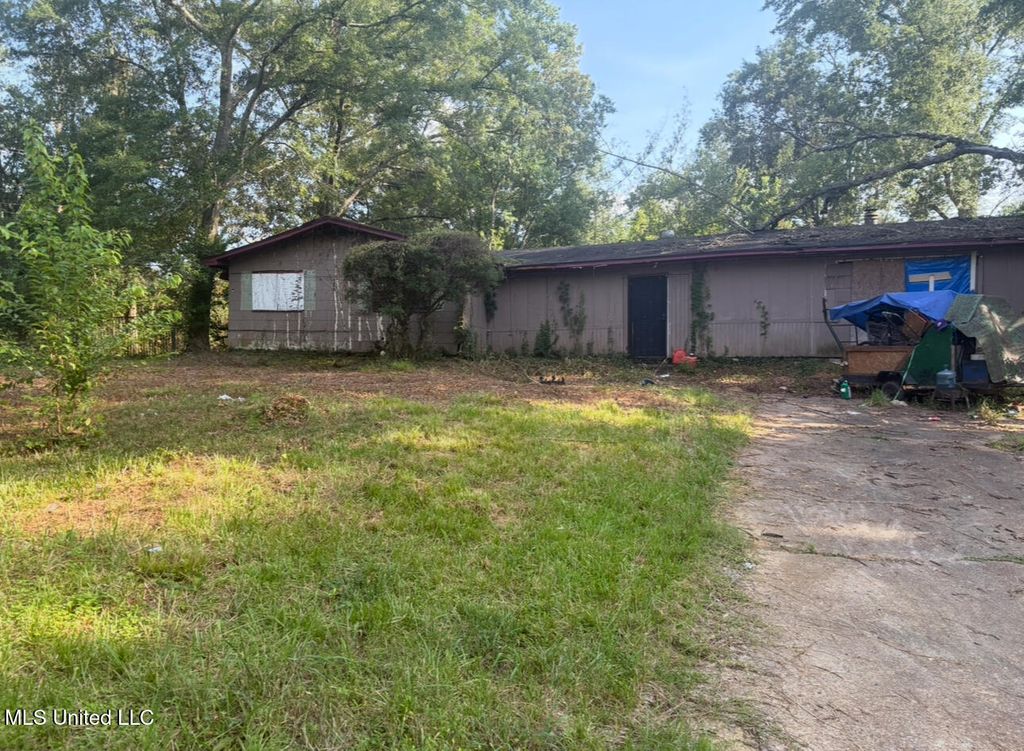 1003 Deryll Street, Jackson, MS 39212