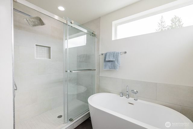 522 N 104th Street, Seattle, WA 98133