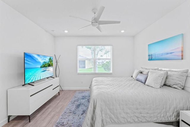 5726 Graceful Way, Delray Beach, FL 33484