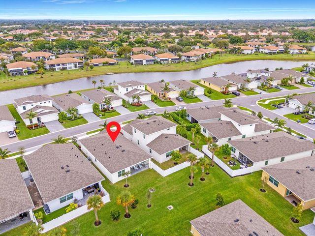 5726 Graceful Way, Delray Beach, FL 33484