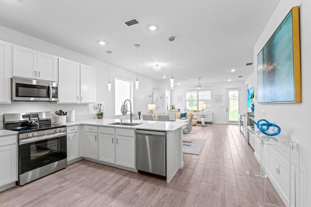 5726 Graceful Way, Delray Beach, FL 33484