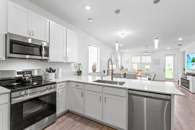 5726 Graceful Way, Delray Beach, FL 33484