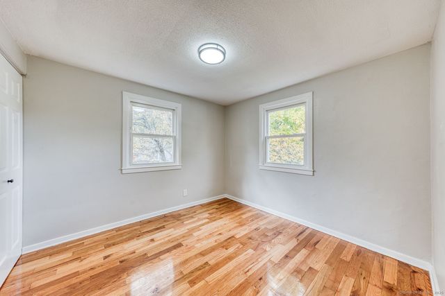 10 Baltic Street, Hartford, CT 06112