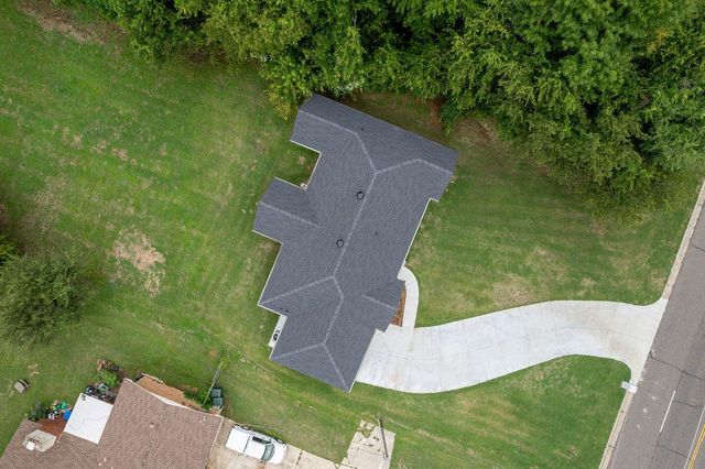 9717 NE 10th Street, Midwest City, OK 73130