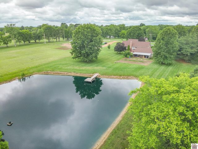 220 Rosebower Church Rd, Paducah, KY 42003