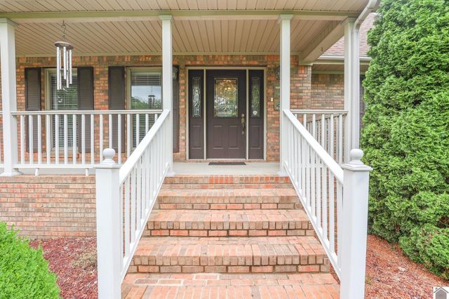 220 Rosebower Church Rd, Paducah, KY 42003