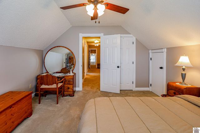 220 Rosebower Church Rd, Paducah, KY 42003