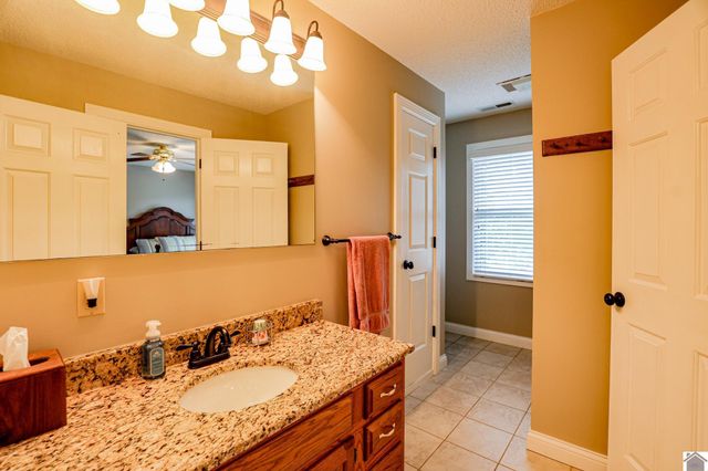 220 Rosebower Church Rd, Paducah, KY 42003